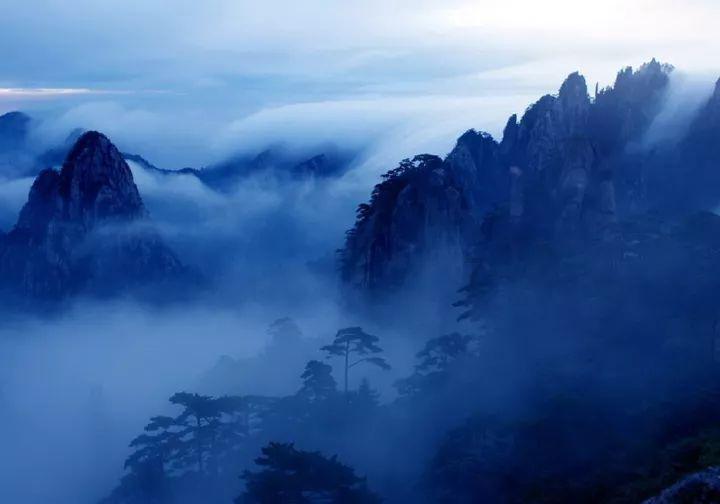 时代相交之际,大师投湖自尽,一封遗书带来百年谜团